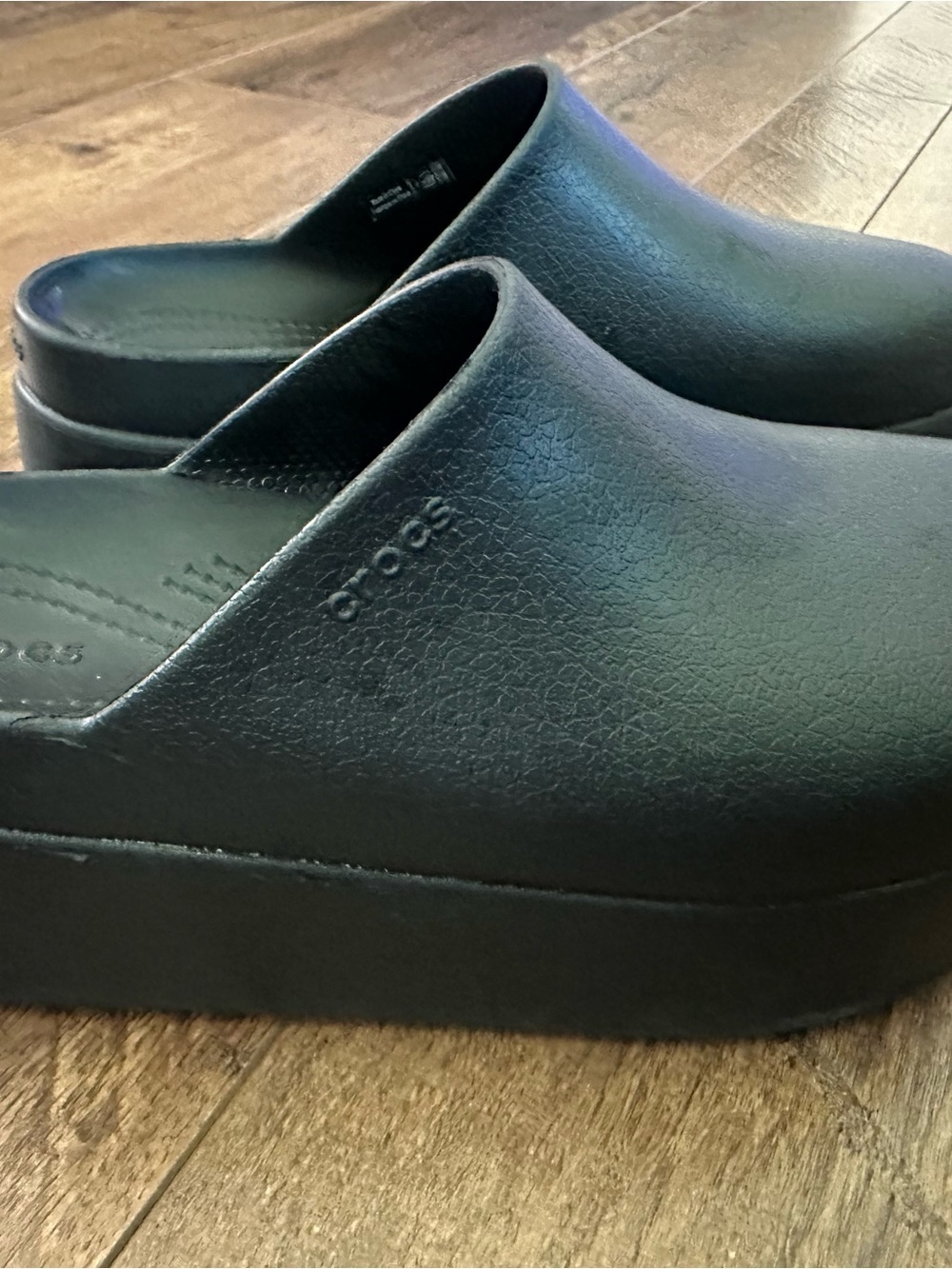 Crocs Dylan Platform Clog — Black - Picture 3 of 7